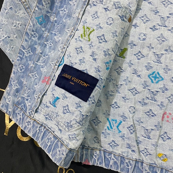 Louis Vuitton Monogram All-Over Print Denim Hooded Jacket Light Blue - Picture 4 of 7